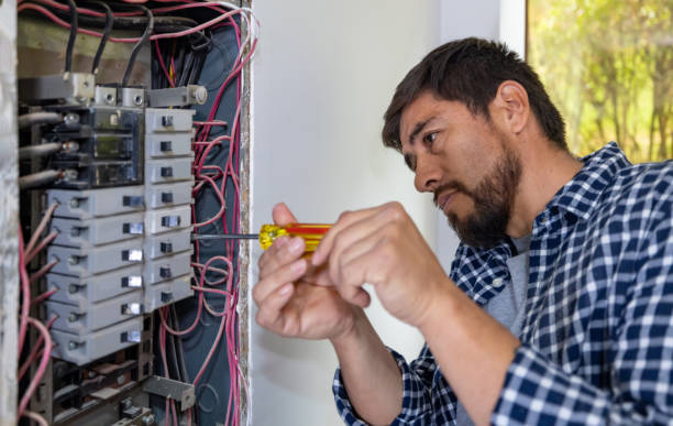 Best Circuit Breaker Repair  in Robins Af, GA